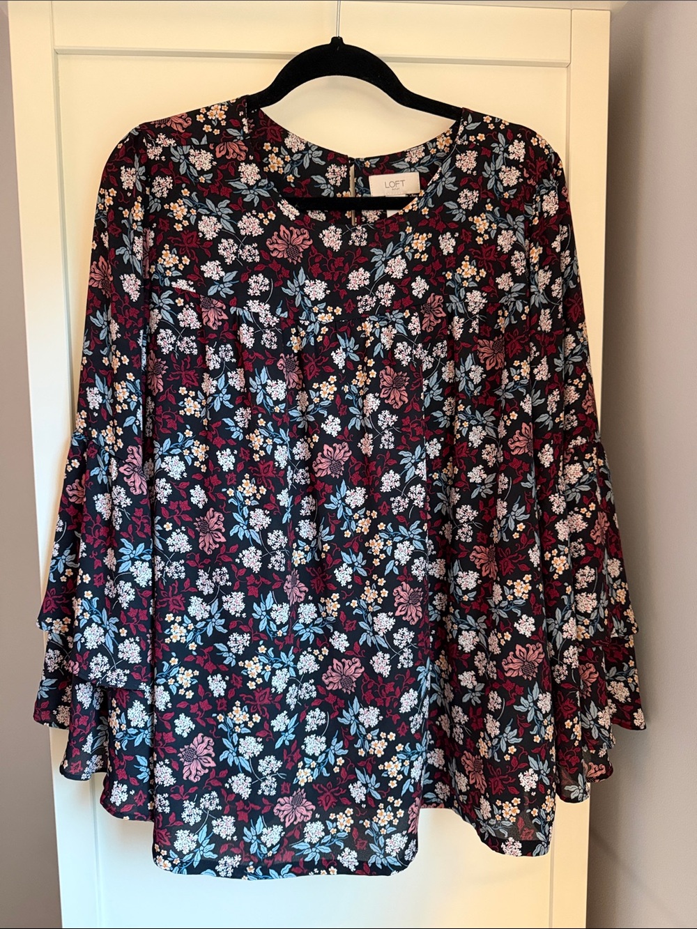 {BUNDLE} - Assorted LOFT Women's Print Blouses - Picture 7 of 15